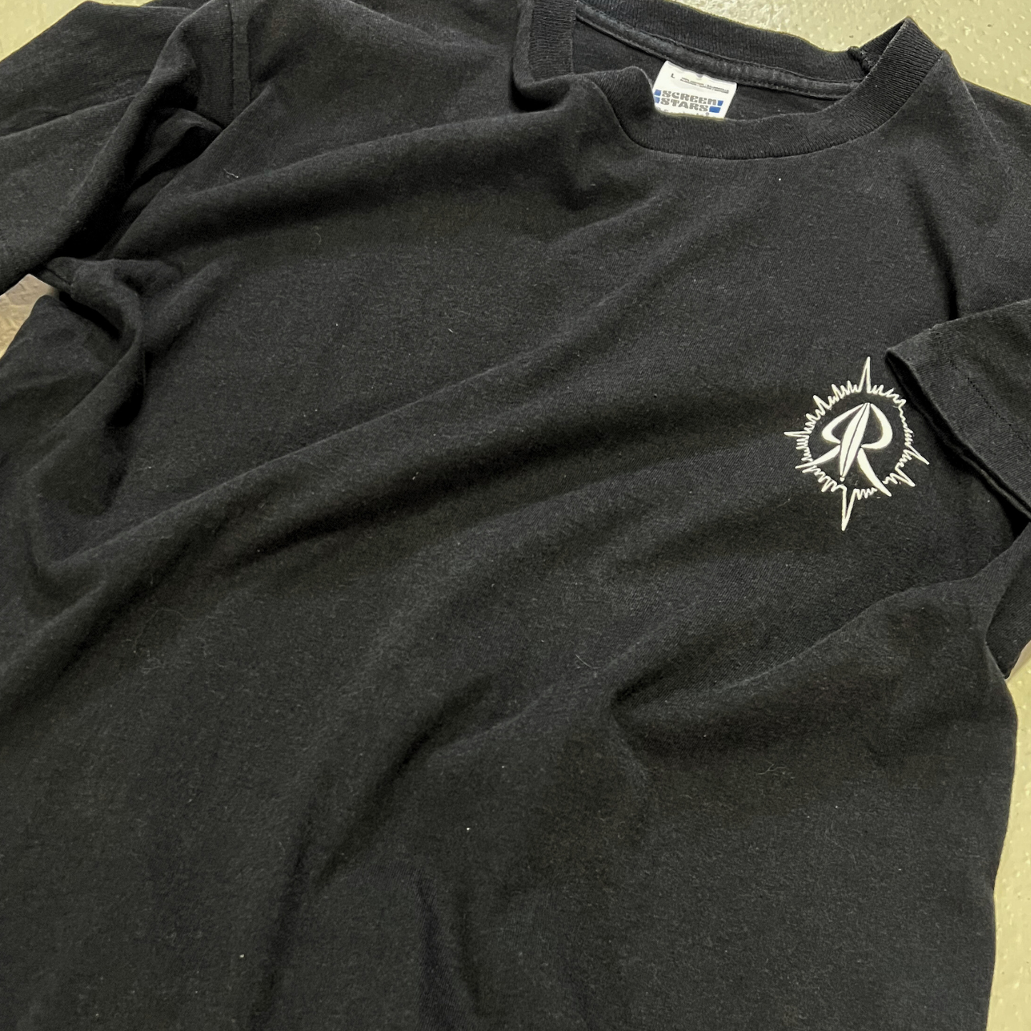 RAD AIR TEE