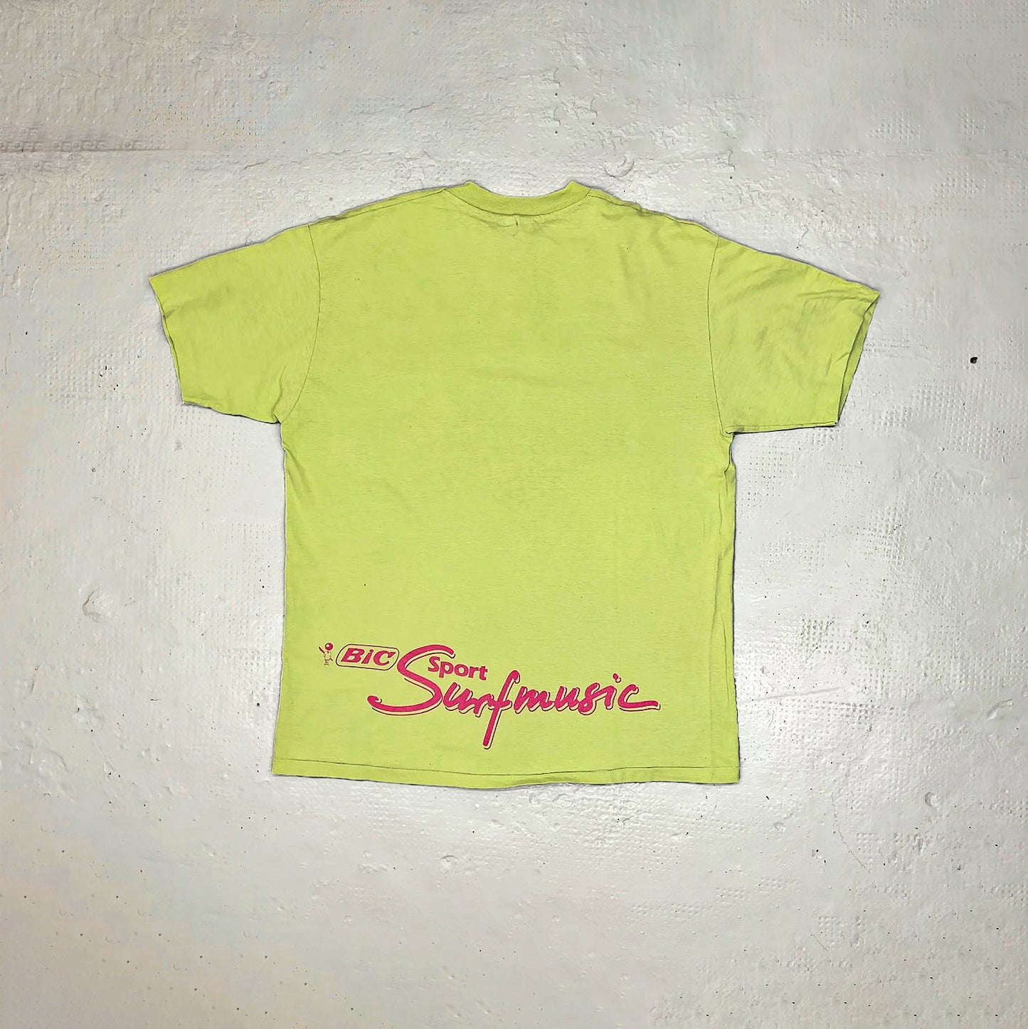 BIC TEE