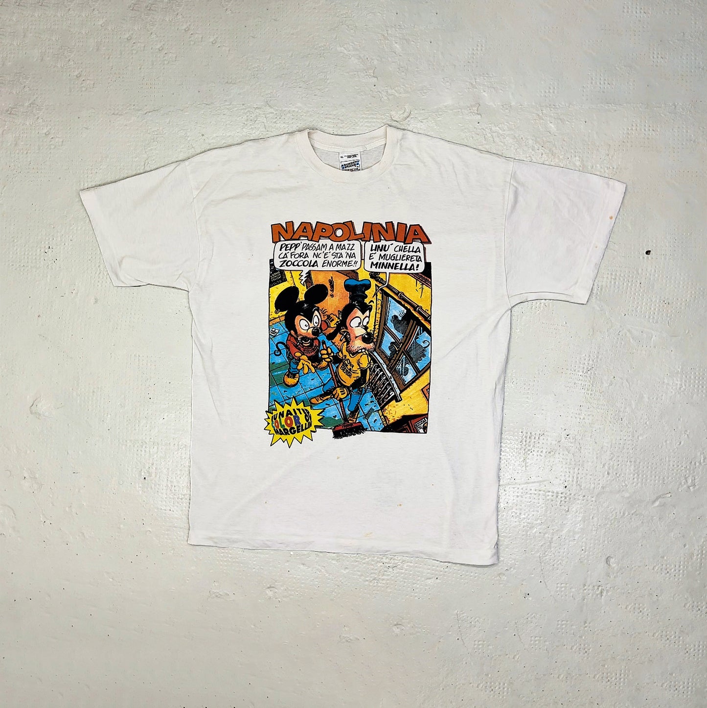 NAPOLINIA TEE