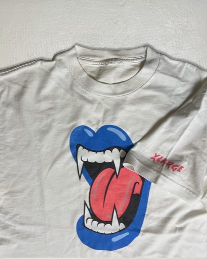 90s XLARGE Vampire Fang Mouth Tee