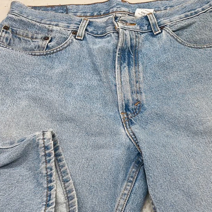 LEVI'S SHORTS